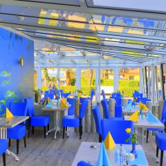 Vineta Strandhotels - Restaurant Blaue Lagune mit Sitzplaetzen